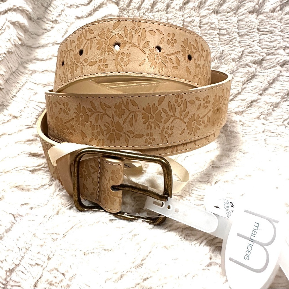 Womens Maurices Tan Flower Vegan (Not Leather) Belt. 3X. NWT.